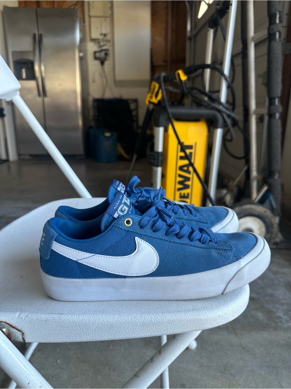 Nike Blue Canvas Low-Top Sneakers with White Swoosh